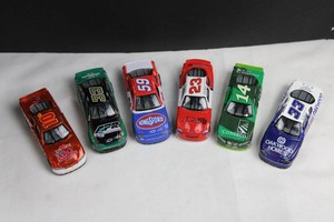 NASCAR Diecast Race Car Set