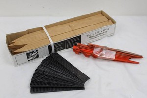 Wooden & Plastic Grade Stakes Mixed Lot