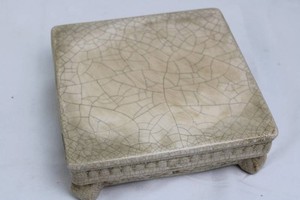 Ceramic Crackle Glaze Square Pedestal Planter (10x10)