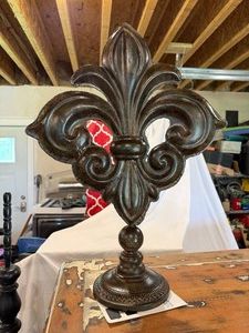 Large Metal Fleur-De-Lis Sculpture