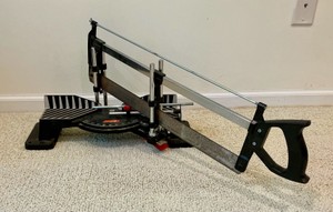 Compound miter saw box model 881.36305 tool