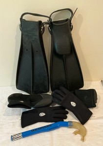 Mark IX Swimming fins Parkway Diver Gloves and other gear