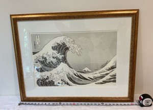 Framed reinterpretation of Hokusais legendary Japanese woodblock print