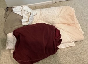 queen sized down comforter with coverlet