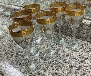 Cellini Crystal 24k Gold frosted glass wine goblets (6) italy