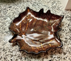 Glass amber leaf platter candy dish