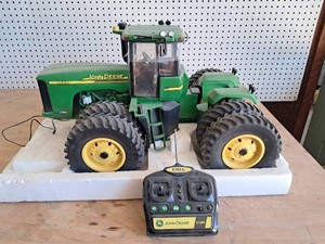 John Deere 9620 Remote Control Tractor