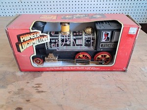 Pioneer Locomotive