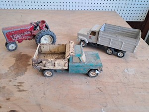 Tractor and Truck Lot