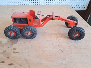 Nylint Road Grader