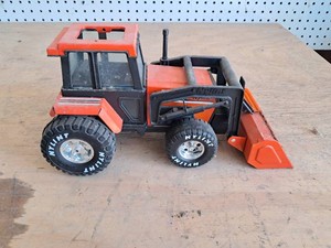 Nylint Tractor With Loader