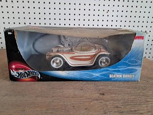 Hotwheels Beatnik Bandit 118 Scale NIB