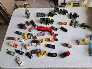Toy Tractor & Car Lot