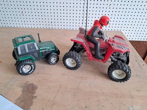 Nylint Farm Tractor & Maisto 4 Wheeler