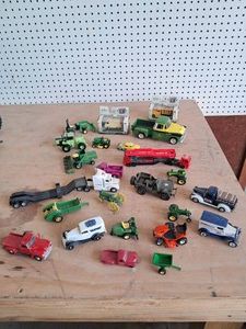 Tractor & Toy Lot Set