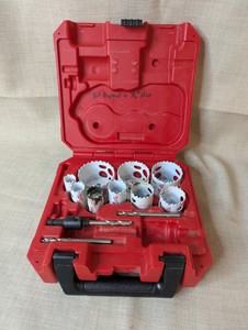 Milwaukee 13-Piece General Purpose Hole Dozer hole saw kit,used