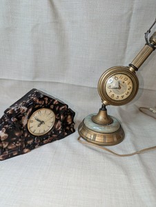 Vintage Lanshire mantle clock vomit clock, vintage Lincoln electric clock for repair