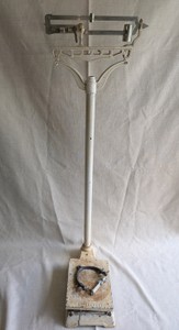1920s-30s Fairbanks physicians scale, For repair