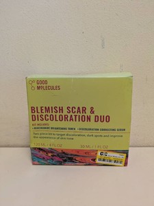 NEW GOOD MOLECULES BLEMISH SCAR & DISCOLORATION DUO