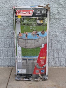 COLEMAN OVAL SHAPED POOL (42 DEPTH)