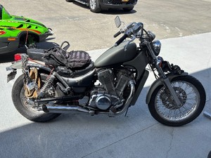 1985 Suzuki VS700GL Motorcycle