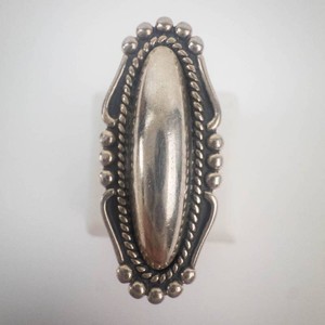 Unique Vintage Sterling Silver Oval Cabochon Ring. Size 5