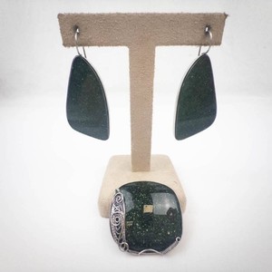 Green Stone Earrings & Brooch Mixed Lot