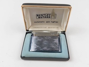 Bentley Butane Automatic Gas Lighter With Case & Booklet.