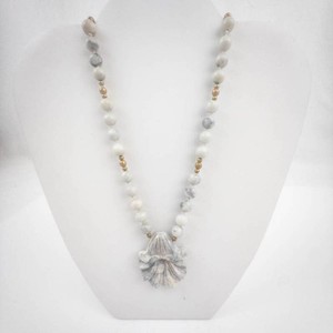 Beaded StoneShell Pendant Necklace