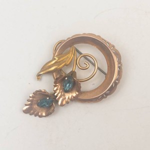 Vintage Van Dell 12K Gold Filled Brooch With Green Rhinestones