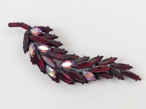 Regency Jewels Red Rhinestone Leaf Brooch