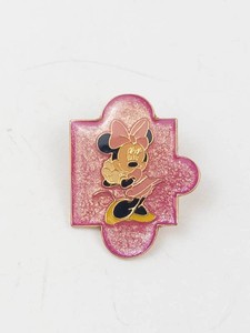 Disney Minnie Mouse Pink Glitter Enamel Pin
