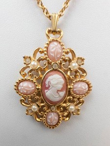 Avon Gold-Tone Cameo Pendant Necklace With Pink Cabochons