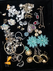 Mixed Lot of Assorted Fashion Earrings