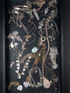 Mixed Costume Jewelry Necklace & Pendant Assortment