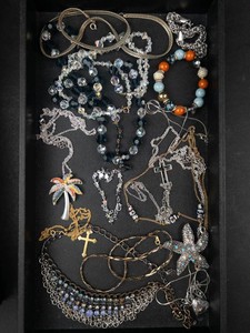 Assorted Fashion Jewelry Mixed Lot - Beaded Necklaces, Chains & Pendants