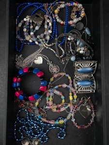 Mixed Lot Assorted Beaded Costume Jewelry & Necklaces