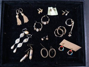 Mixed Lot Assorted Fashion Jewelry Earrings, Hoops & Bracelets
