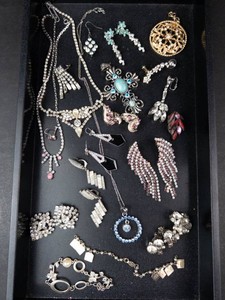 Costume Jewelry Mixed Lot - Necklaces, Earrings, Bracelets & Brooches