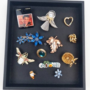 Vintage Costume Jewelry & Collectible Pins Mixed Lot - 12 Pieces