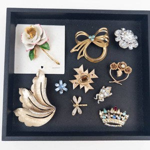 Mixed Lot of Vintage-Style Costume Jewelry Brooches and Pins