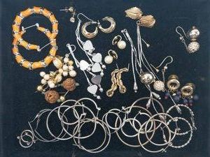 Mixed Costume Jewelry Assortment - Necklaces, Earrings, Bracelets & More