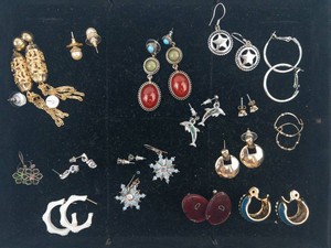 Mixed Lot of Assorted Fashion Earrings and Dangle Earrings