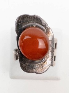 Red Agate Cabochon Ring With Openwork Band
