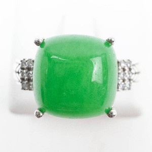 Sterling Silver Green Jadeite Ring With Decorative Setting