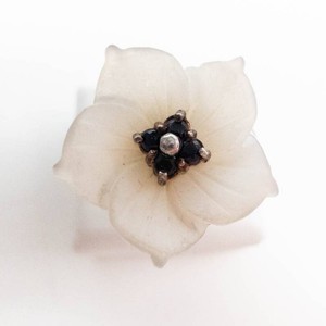 Lee Sands Sterling Silver Mother of Pearl Spinel Flower Ring