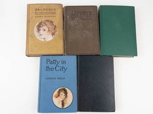 Vintage 5-Book Novel Set by Hueston, Wells & Austen