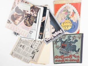 Mixed Lot Vintage Magazines & Booklets