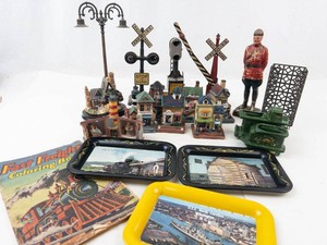 Railroad Souvenir Miniatures, Trays & Coloring Book Mixed Lot