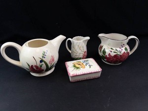 Blue Ridge Pottery Pitchers & Trinket Dish Mixed Lot